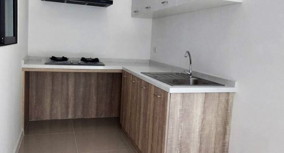 For sale 4 bedrooms house in East Pattaya, Pattaya