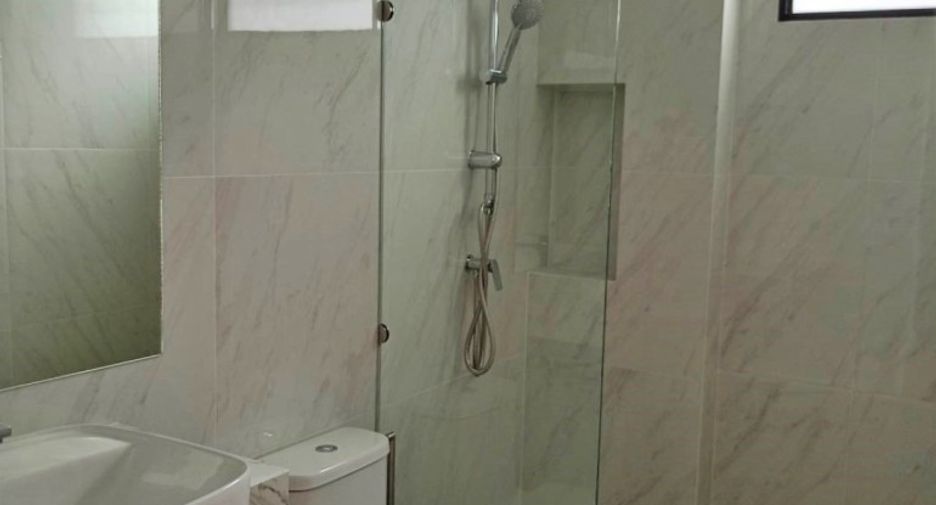 For sale 4 bedrooms house in East Pattaya, Pattaya