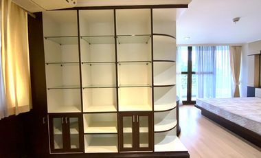 À louer et à vendre 2 chambres condo à Watthana, Bangkok