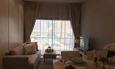 For sale 1 bed condo in Khlong Toei, Bangkok