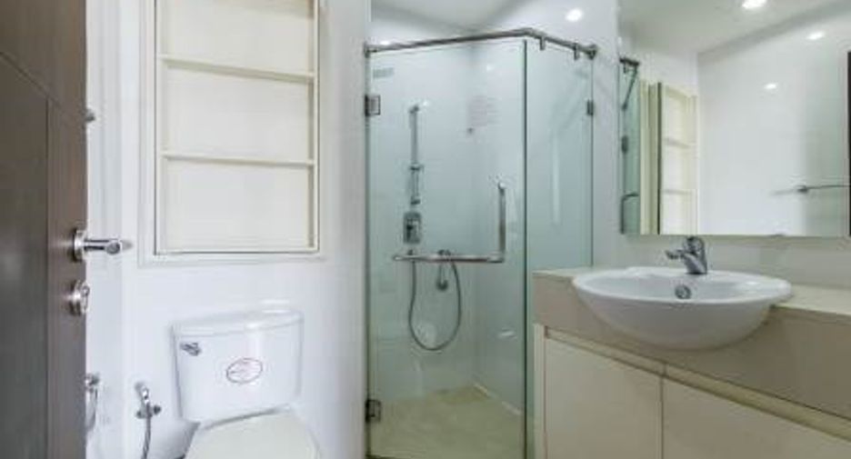À vendre 3 chambres condo à Khlong Toei, Bangkok