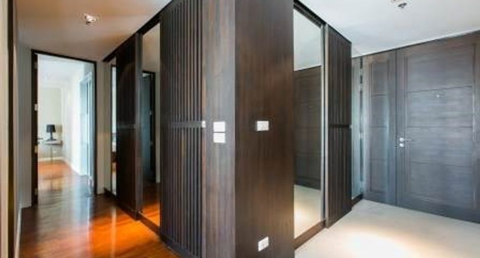À vendre 3 chambres condo à Khlong Toei, Bangkok