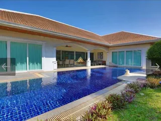 For sale 5 bed house in East Pattaya, Pattaya