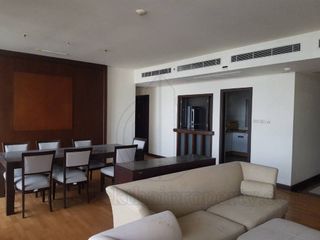 For sale 3 bedrooms condo in Pathum Wan, Bangkok