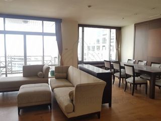 For sale 3 bedrooms condo in Pathum Wan, Bangkok