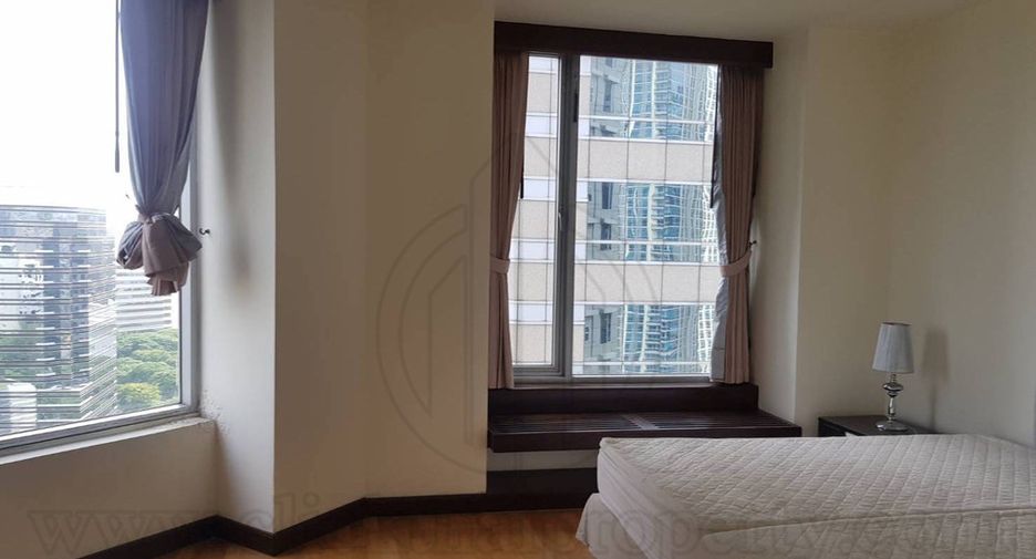 For sale 3 bedrooms condo in Pathum Wan, Bangkok