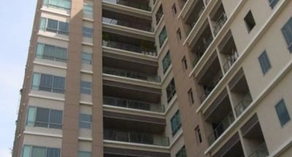À vendre 2 chambres condo à Yan Nawa, Bangkok
