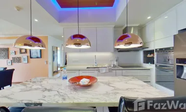 For sale 2 bed condo in Watthana, Bangkok
