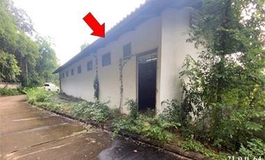 Almacén en venta en Mae Tha, Lampang