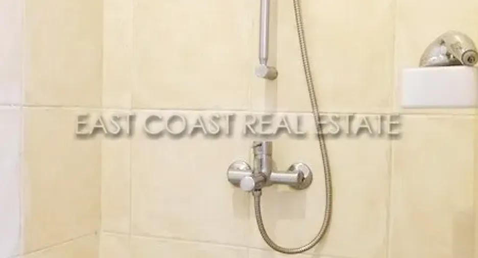 For rent 5 bedrooms house in Bang Lamung, Chonburi