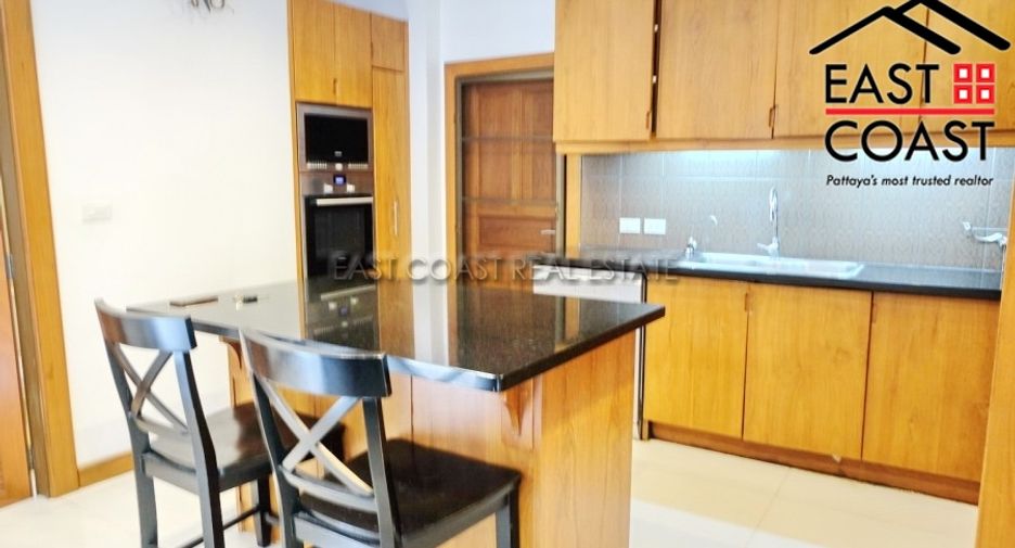 For rent 5 bedrooms house in Bang Lamung, Chonburi