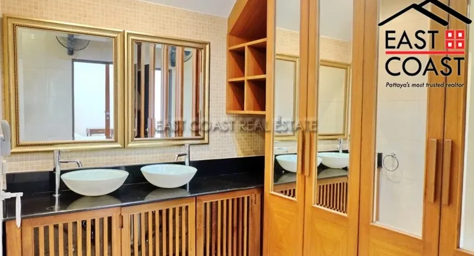 For rent 5 bedrooms house in Bang Lamung, Chonburi