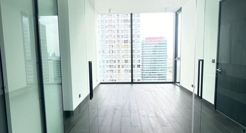 For sale 1 Beds condo in Sathon, Bangkok