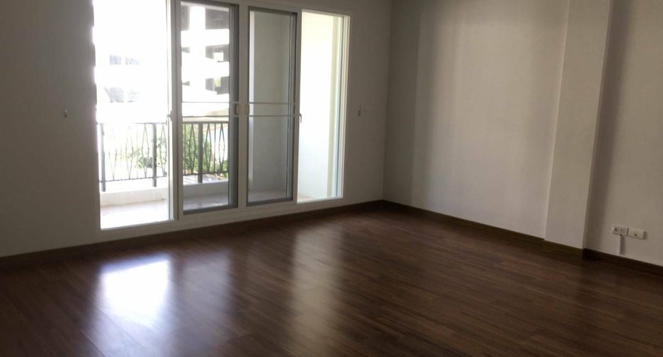 For sale 3 Beds townhouse in Yan Nawa, Bangkok