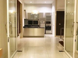 For rent 3 Beds townhouse in Wang Thonglang, Bangkok