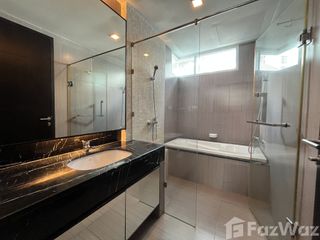 For rent 2 bed condo in Watthana, Bangkok