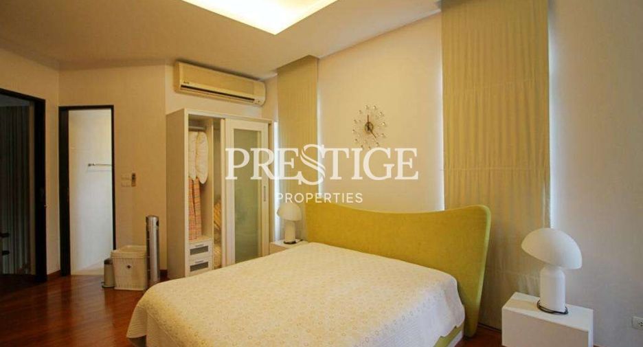 For sale 3 bedrooms house in Sattahip, Chonburi