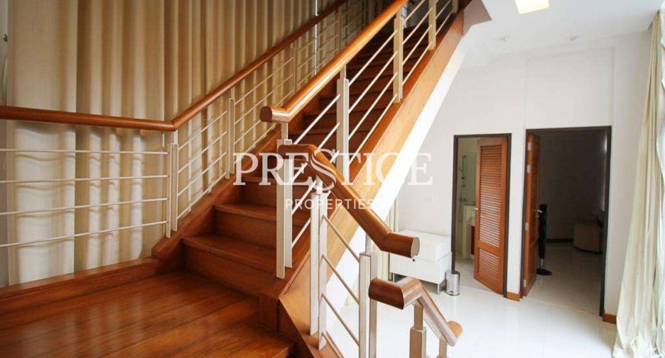 For sale 3 bedrooms house in Sattahip, Chonburi