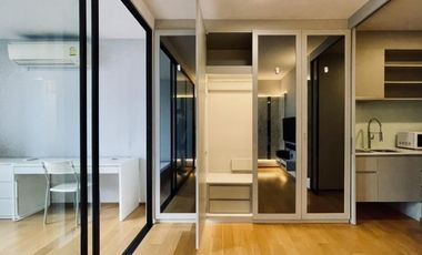 For sale 1 bed condo in Sathon, Bangkok