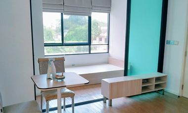 For sale 2 bed condo in Wang Thonglang, Bangkok