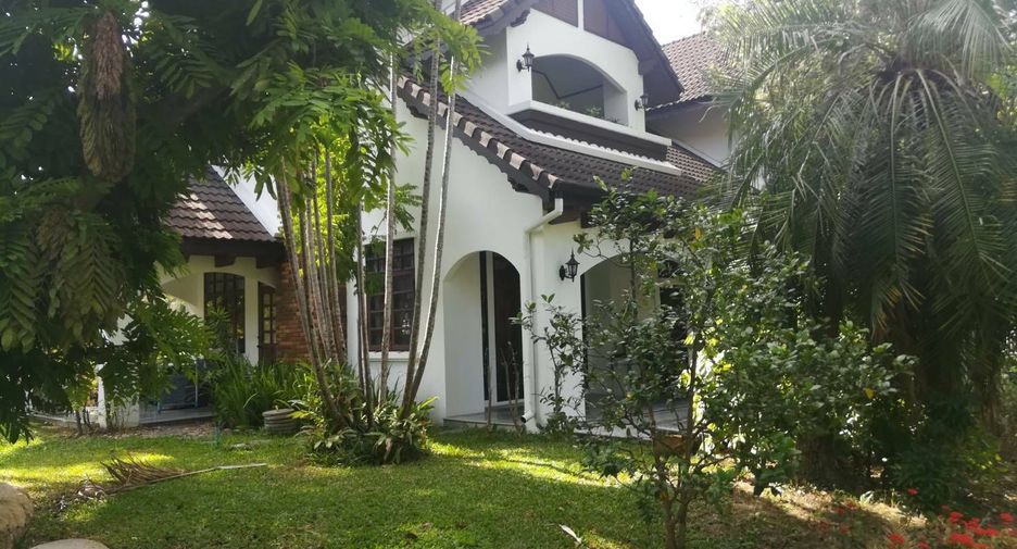 For sale 5 Beds house in San Sai, Chiang Mai