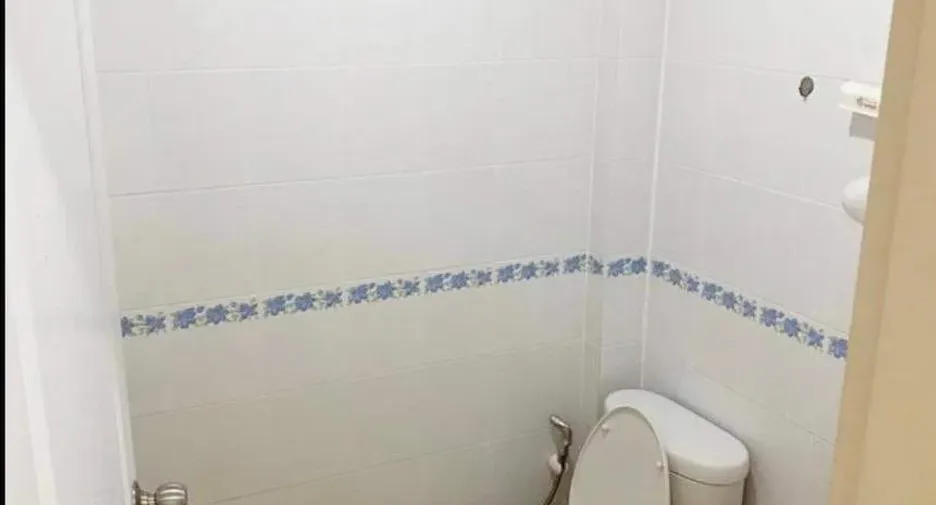 For rent 3 bed townhouse in Hua Hin, Prachuap Khiri Khan