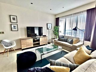 For rent 2 bed condo in Khlong Toei, Bangkok