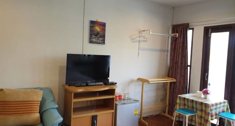 For sale 4 bedrooms townhouse in Mueang Phetchaburi, Phetchaburi