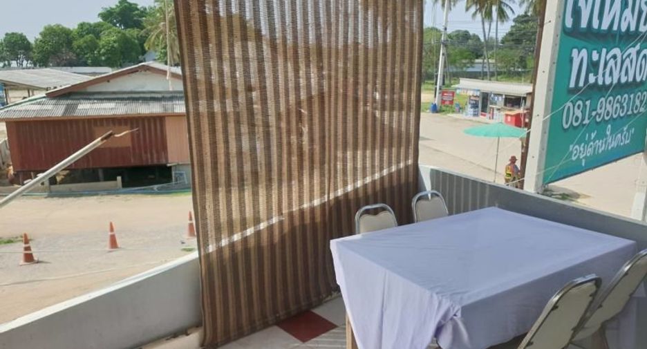 For sale 4 bedrooms townhouse in Mueang Phetchaburi, Phetchaburi