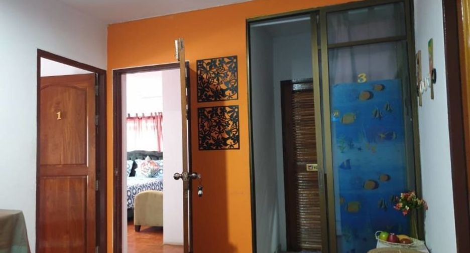 For sale 4 bedrooms townhouse in Mueang Phetchaburi, Phetchaburi