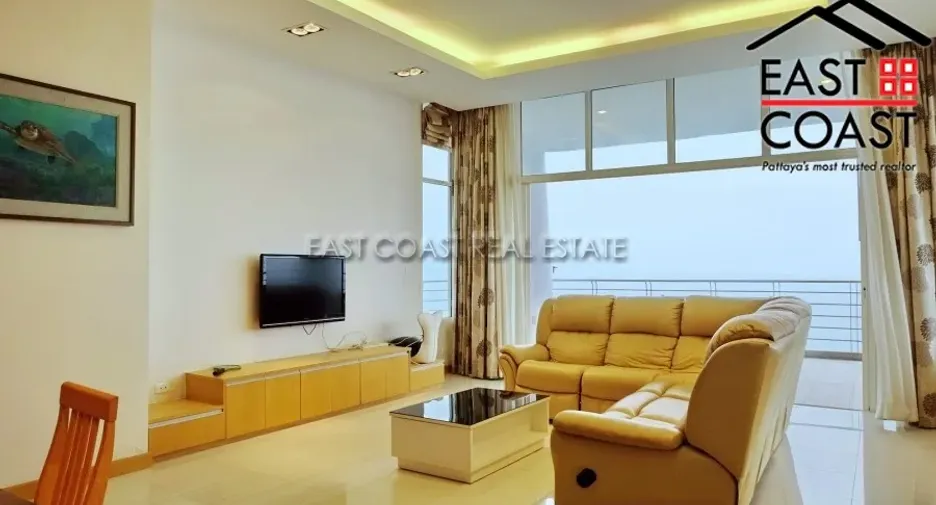 For sale 3 bedrooms condo in Jomtien, Pattaya
