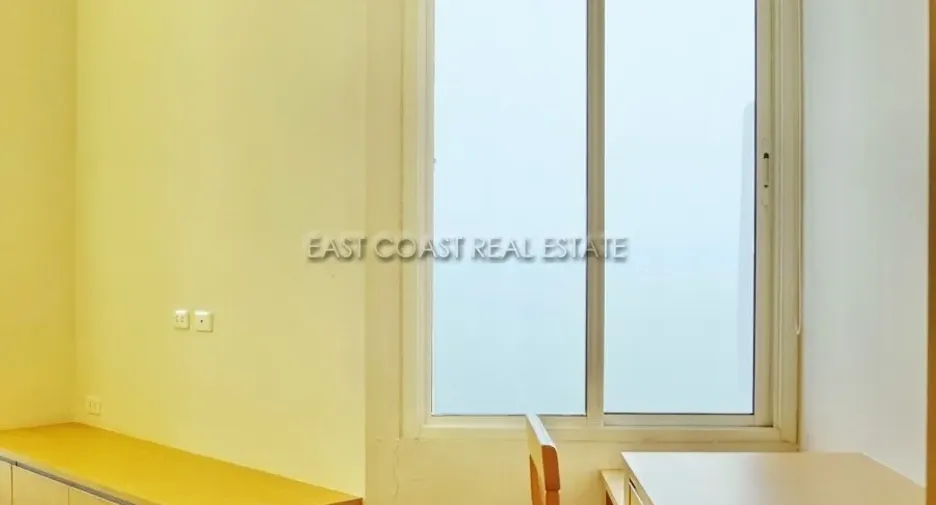 For sale 3 bedrooms condo in Jomtien, Pattaya
