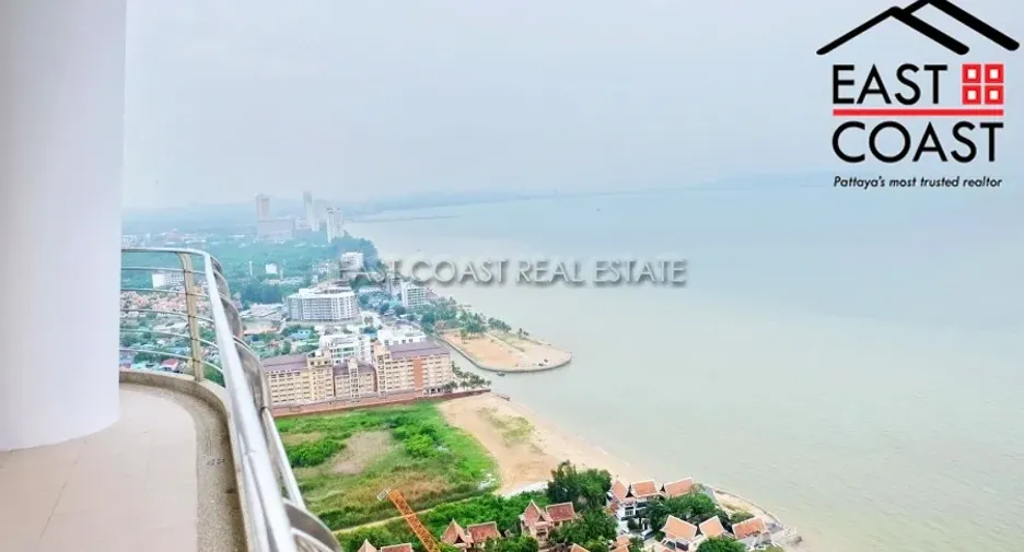 For sale 3 bedrooms condo in Jomtien, Pattaya