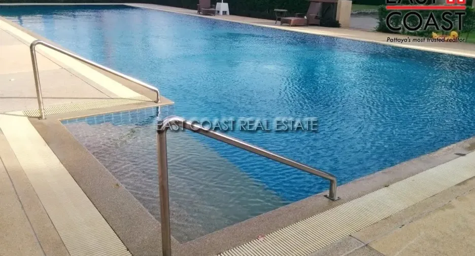 For sale 3 bedrooms condo in Jomtien, Pattaya