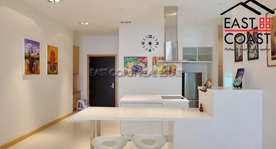 For sale 3 bedrooms condo in Jomtien, Pattaya
