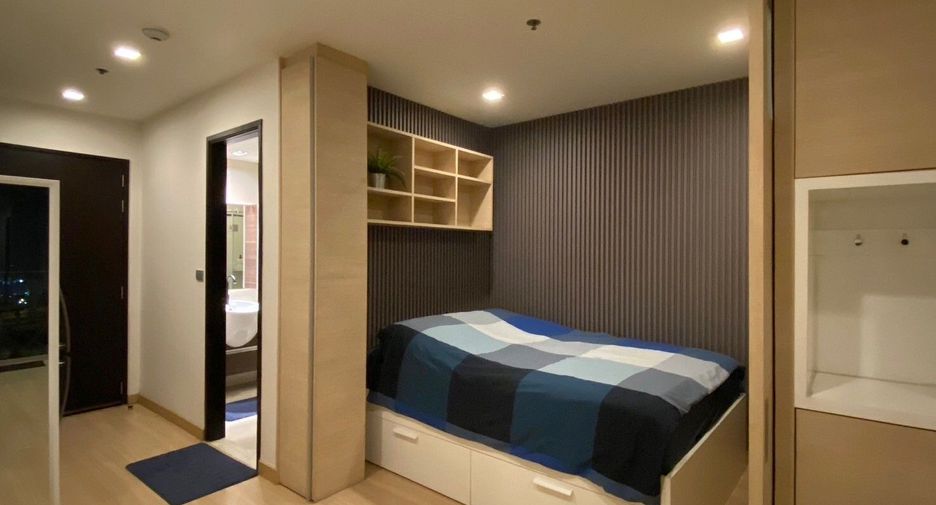 For sale 1 bed apartment in Khlong Toei, Bangkok
