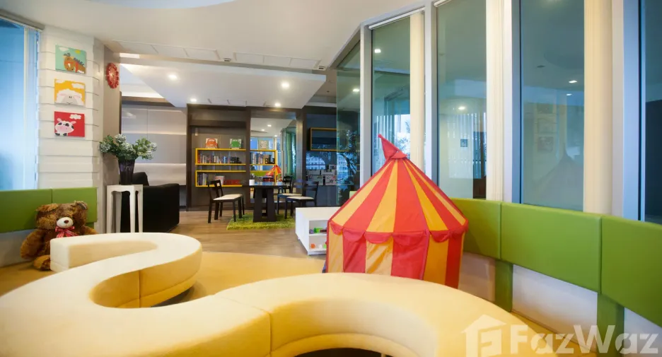 For sale 1 bed apartment in Khlong Toei, Bangkok