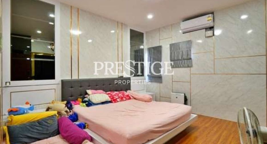Haus zum Kauf mit 4 Zimmer in Bang Lamung, Chonburi