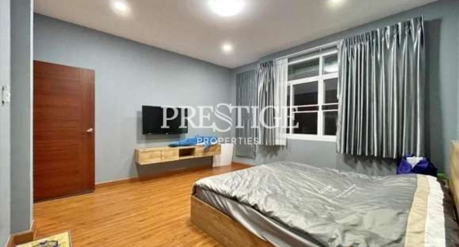 Haus zum Kauf mit 4 Zimmer in Bang Lamung, Chonburi
