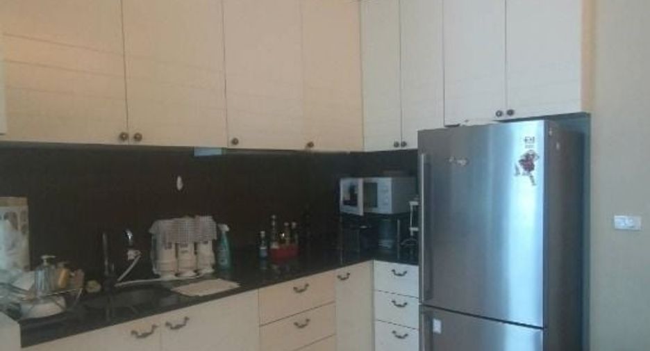 For sale 2 bed condo in Bang Kapi, Bangkok