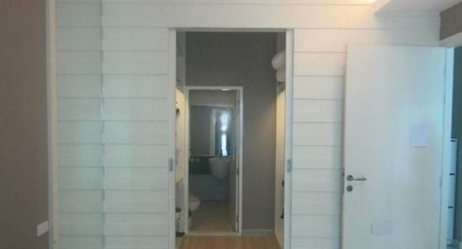 For sale 2 bed condo in Bang Kapi, Bangkok