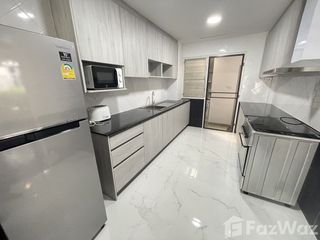 For rent 3 Beds villa in Khlong San, Bangkok