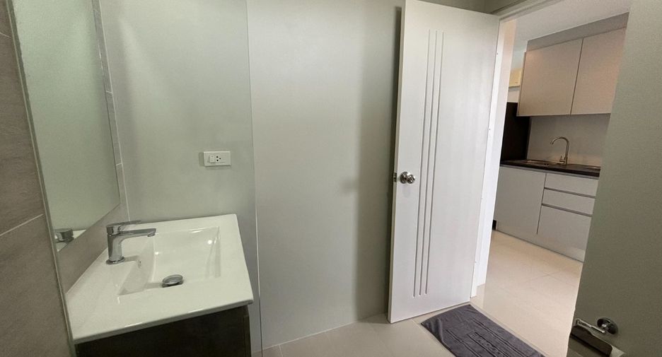 For sale 1 Beds condo in Klaeng, Rayong