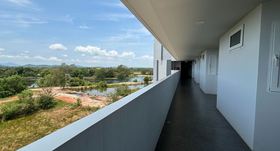 For sale 1 Beds condo in Klaeng, Rayong
