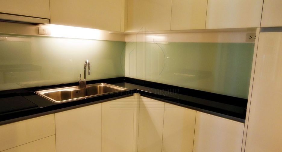 For rent 1 Beds condo in Khlong Toei, Bangkok