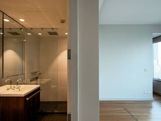 For sale 4 Beds condo in Pathum Wan, Bangkok