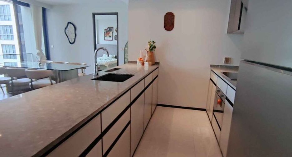 For rent 2 bed condo in Watthana, Bangkok