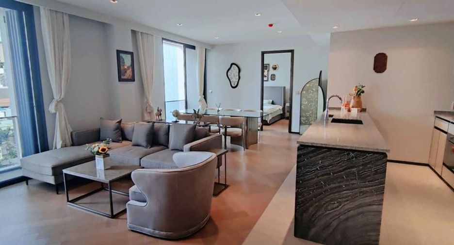 For rent 2 bed condo in Watthana, Bangkok