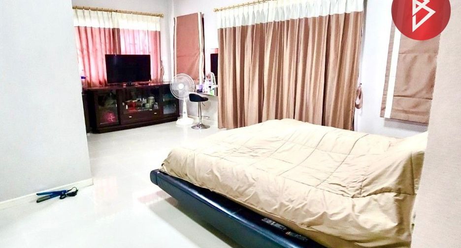 For sale 3 bed house in Bang Khae, Bangkok