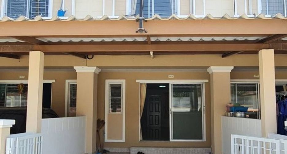 For sale 2 bed townhouse in Phan Thong, Chonburi